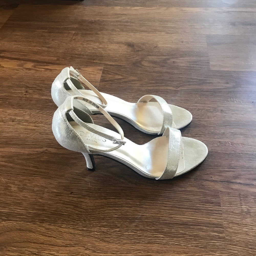 David’s Bridal Silver Heel